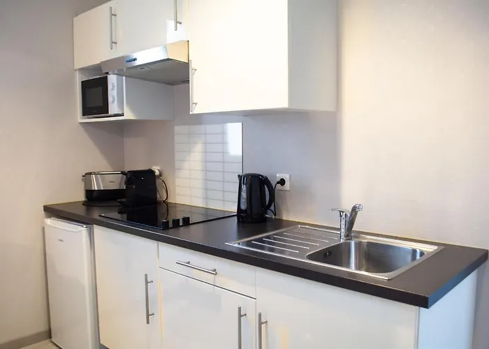 Le Charme D'antan - Terrasse - Balcon - Hypercentre *